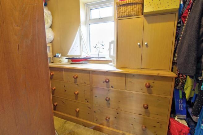 Walk in wardrobe