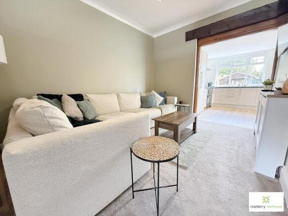 4 bed Semi-Detached for sale Image 10