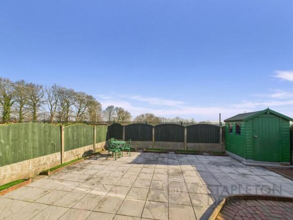CAM04720G0-PR0038-STILL006.jpg