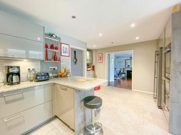 Kitchen/Breakfast Room