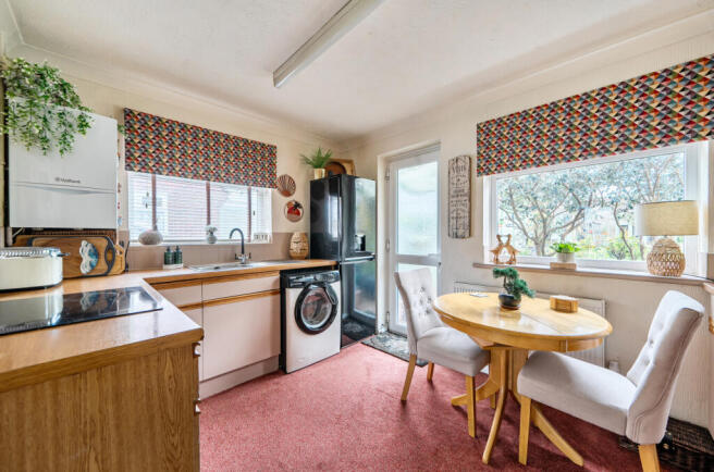 1437627-3-69cb937...