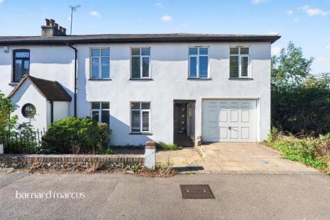 Buxton Lane, Caterham