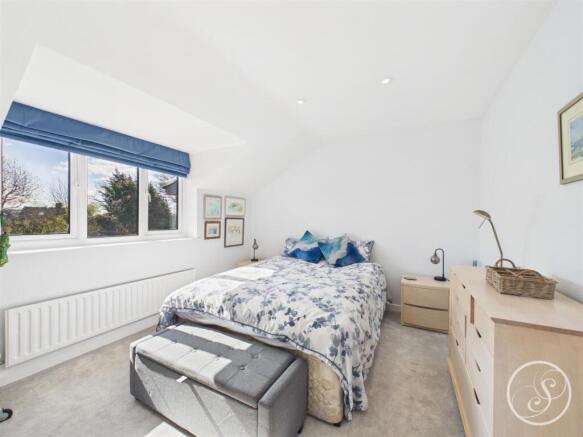 2 bed Flat for sale Image 9