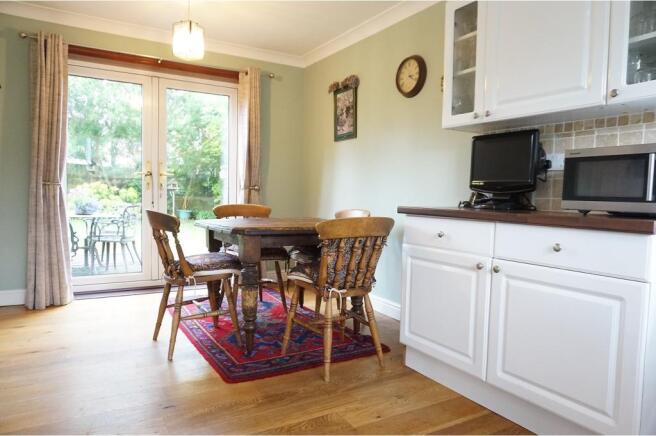 Kitchen / Breakfast