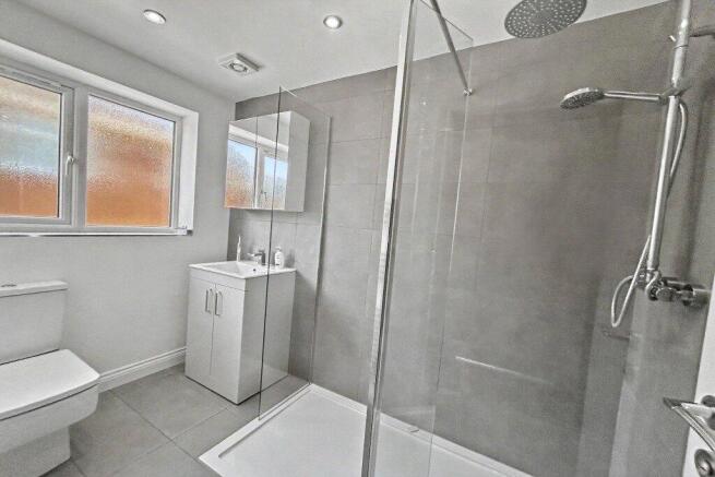 2 bed Bungalow for sale Image 4