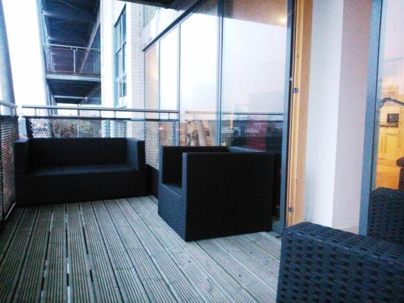 Photo 10