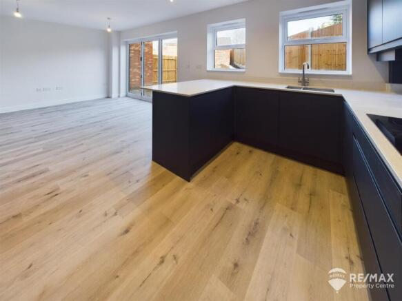 Kitchen Diner (3).jpg