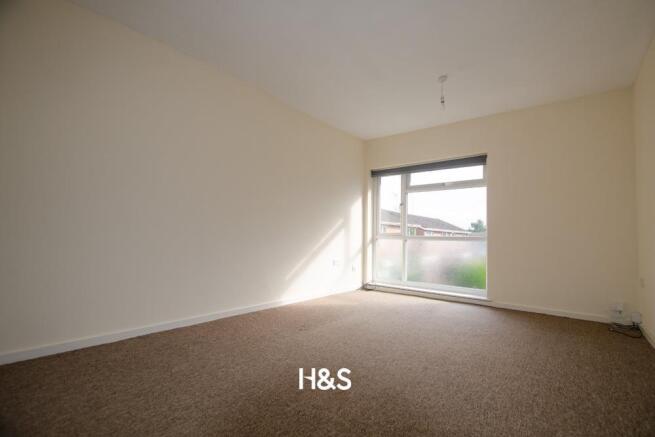 lIVING ROOM.jpg