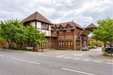 London Road, Hurst Green, TN19