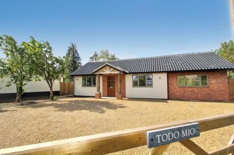 Long Stratton Road, Forncett St. Peter, NR16