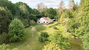 Little Belcombe, Fresh Moor, Combe St Nicholas, Chard TA20 3JB