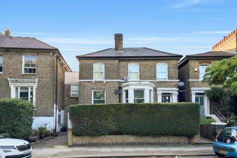 Shardeloes Road, London, SE14