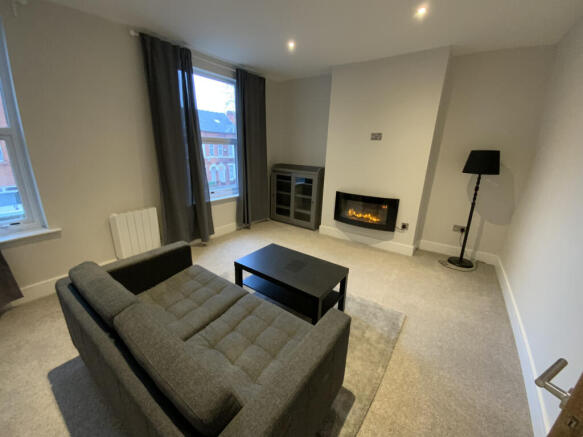 One bedroom flat, newly renovated!