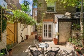14, Macduff Road, London SW11 4DA
