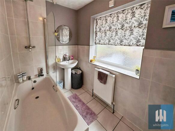 3 bed Semi-Detached for sale Image 6