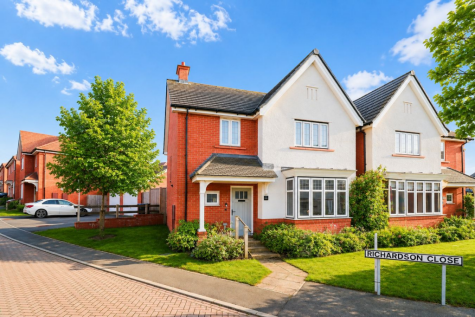 Richardson Close, Boughton, Northampton, NN2