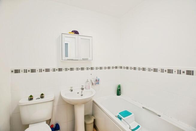 2 bed Terraced for sale Image 7