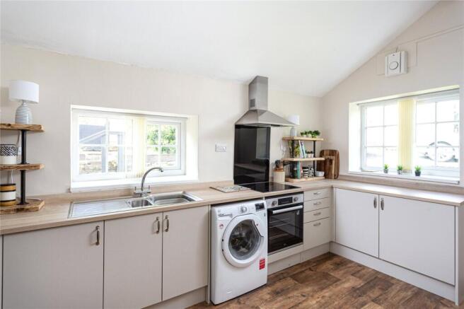 2 bed Detached for sale Image 5
