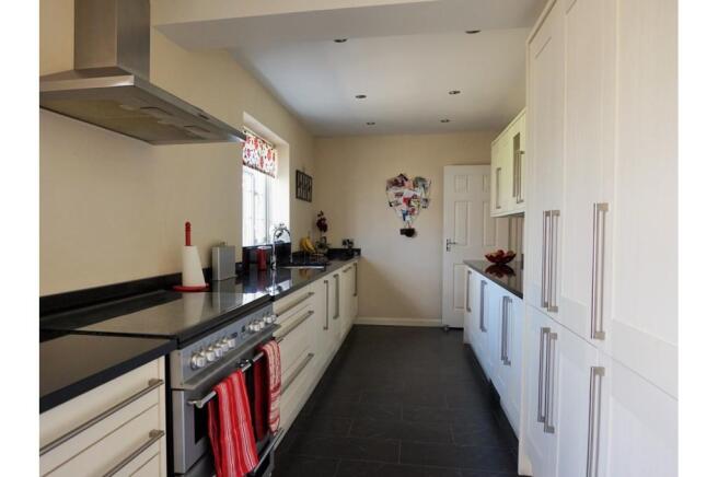 Kitchen / Breakfast
