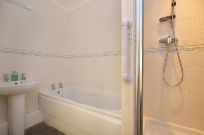Photo 11