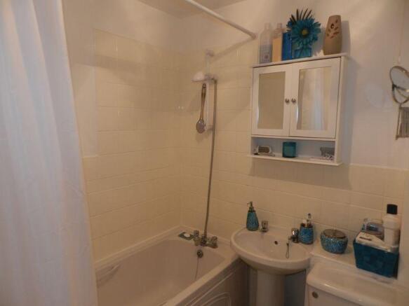 Photo 10