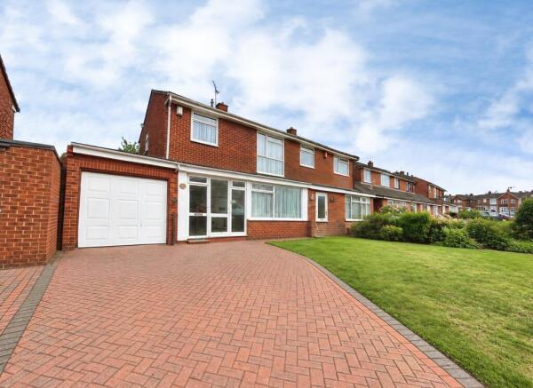 #yourmoveswanley