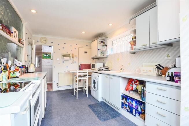 Kitchen..jpg