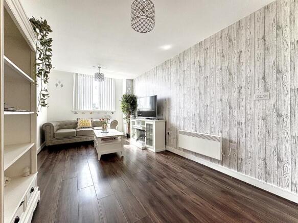 The Landmark, Waterfront West, Brierley Hill, DY5 1 LZ photo 4