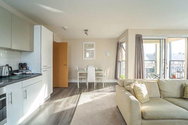 Open plan Sitt...