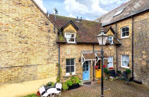6, Leaside Walk, Ware SG12 9BT