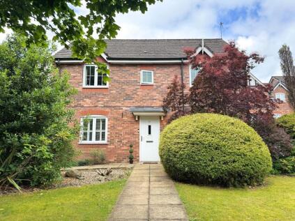 Temple Road, Sale, M33
