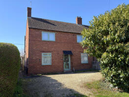 2, Cedar Road, Northway, Tewkesbury GL20 8PX