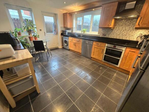 Kitchen 2