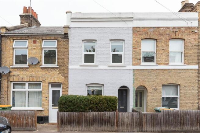 Suffolk Street, E7