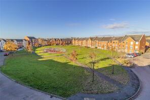 11, 46 Pennyroyal House, Celsus Grove, Old Town, Swindon SN1 4GT