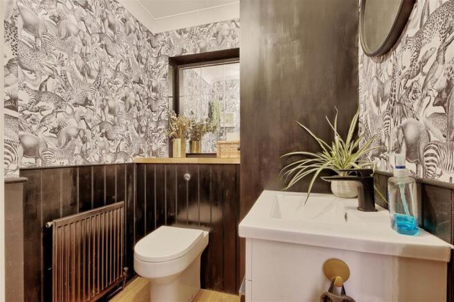Cloakroom.jpg