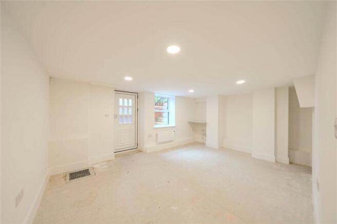 4 bed Town House for sale Image 12
