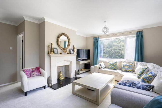 5 bed Detached for sale Image 10