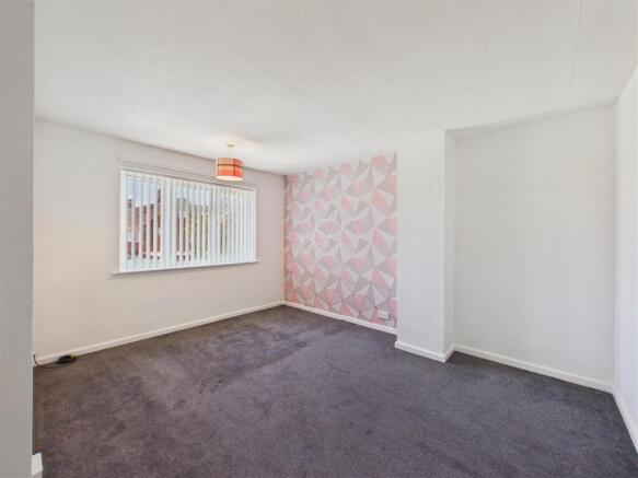 3 bed House for sale Image 6