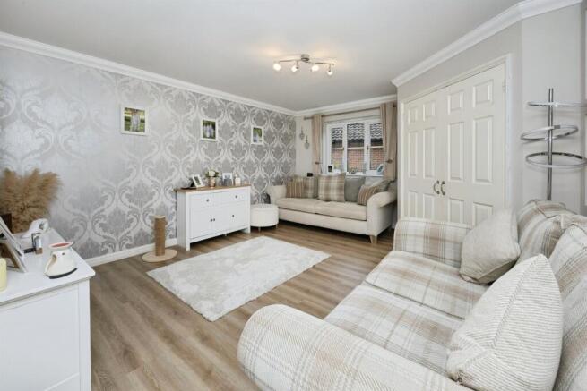 Wood Lane, Kingsnorth, Ashford photo 4