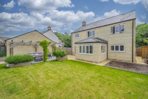 Thames Close, South Cerney