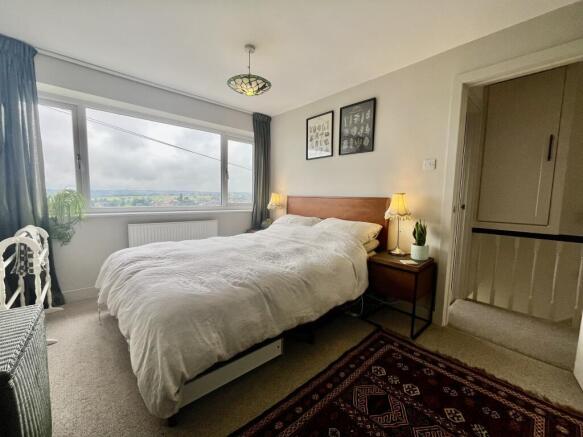 3 bed House to rent Image 9