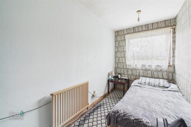3 bed Semi-Detached for sale Image 8