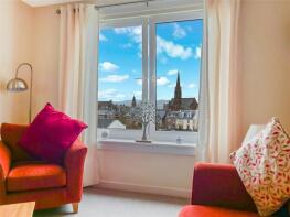 10 2/l, Kelburn Court, Largs KA30 8HN