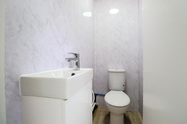 3 bed Semi-Detached for sale Image 9