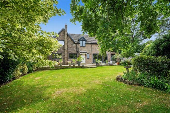 3 bed Detached for sale Image 4