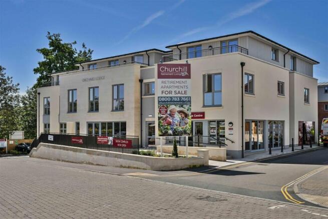 Orchard Lodge Calne 009.jpg