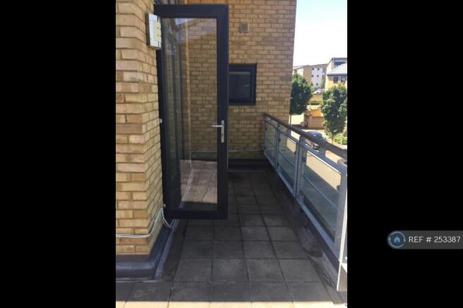 Photo 4