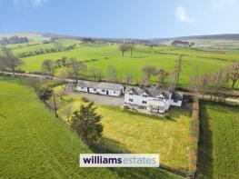 Plas Newydd, Tal Borth Junction With B5105 To Tyn Y Mynydd, Clawddnewydd, Ruthin LL15 2NG