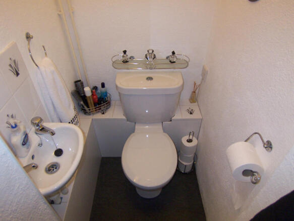 Ground WC
